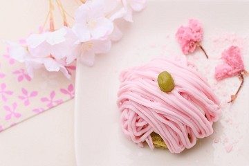 桜ケーキ　写真